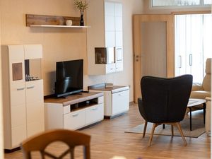 23887086-Ferienwohnung-4-Rechlin-300x225-4