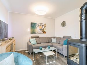 23741680-Ferienwohnung-4-Rechlin-300x225-2