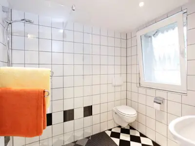 Ferienwohnung "Ausblick"- Badezimmer