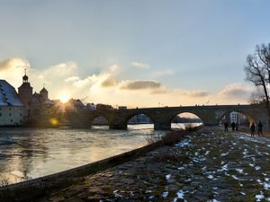 24009264-Ferienwohnung-4-Regensburg-300x225-1