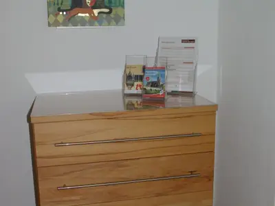 Massivholzwäschekommode