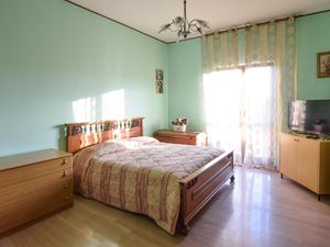 23758237-Ferienwohnung-5-Reggio Calabria-300x225-4