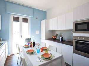 24043031-Ferienwohnung-6-Reggio Calabria-300x225-3