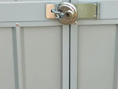 Fahrradbox absperrbar