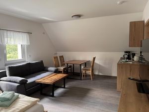 24047798-Ferienwohnung-4-Reinhardtsdorf-Schöna-300x225-4