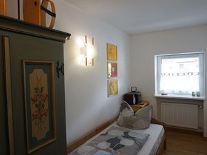 19031785-Ferienwohnung-4-Reit im Winkl-300x225-3