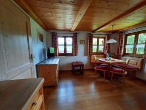 74350-Ferienwohnung-4-Reit im Winkl-300x225-5