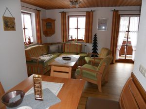 19325696-Ferienwohnung-4-Reit im Winkl-300x225-2