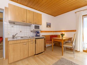 72190-Ferienwohnung-2-Reit im Winkl-300x225-5