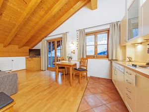 72172-Ferienwohnung-2-Reit im Winkl-300x225-3