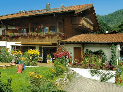 Das Haus im Sommer