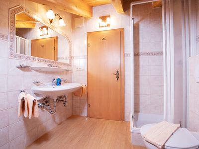 Badezimmer in der Drei-Raum Ferienwohnung