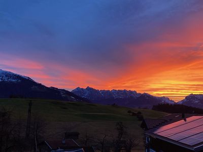 Ausblick mit Sonnenuntergang