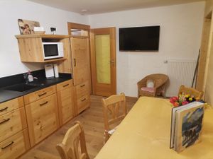 23424893-Ferienwohnung-5-Reit im Winkl-300x225-2