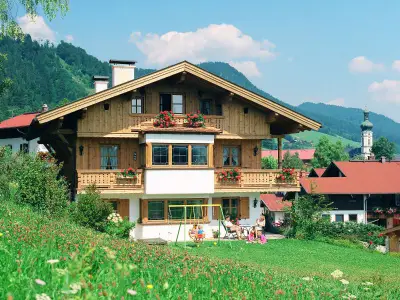 Hausansicht Sommer