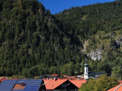 Blick vom Balkon ins Dorf