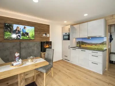 In unserer neuen Küche ist vom Multifunktions-Backofen bis zur Spülmaschine an alles gedacht.