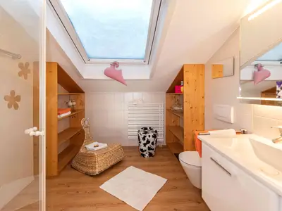 Sogar im Bad erfährt man die neuersten Nachrichten vom Badradio