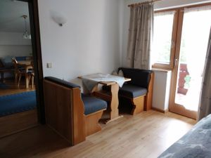 23324077-Ferienwohnung-2-Reit im Winkl-300x225-2