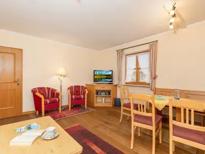 Comfort-2-Raum-Wohnung Kaiserblick mit Balkon