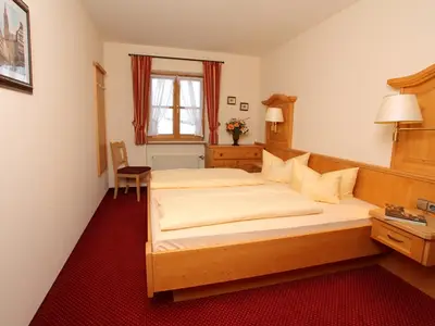 Comfort-2-Raum-Wohnung Kaiserblick mit Balkon