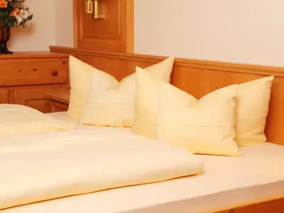 Comfort-2-Raum-Wohnung Kaiserblick mit Balkon