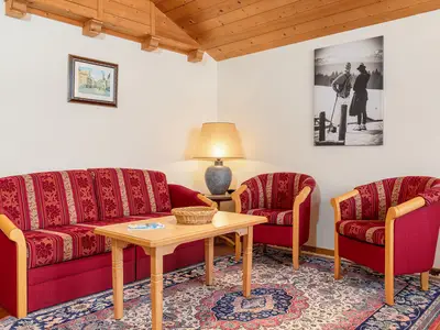 Exclusive-3-Raum-Dach-Wohnung Kaiserblick mit Balkon