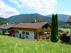 Ferienwohnung für 3 Personen (35 m²) in Reit im Winkl