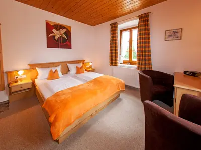 unsere gemütliche Drei-Raum-Wohnung