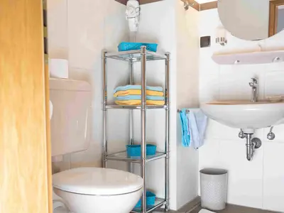 Bad und Toilette im Bergblick