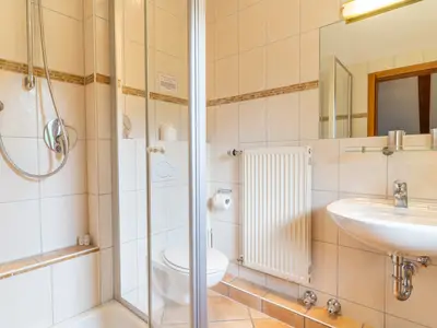 Zwerchenberg Badezimmer