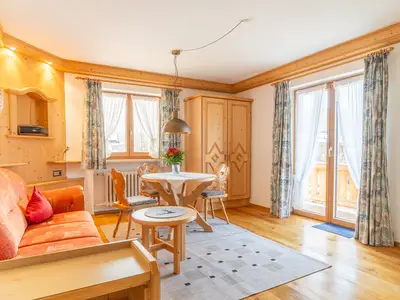 Sonniger Wohnraum der Wohnung Unterberg