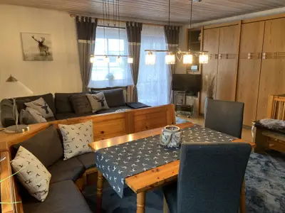 Esszimmer mit Wohnbereich