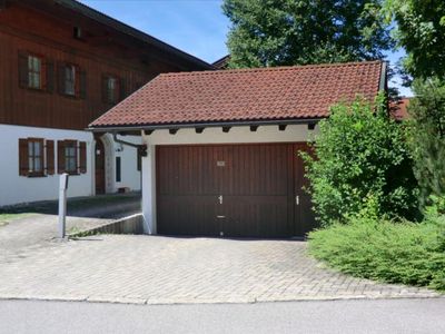 Einfahrt Garage