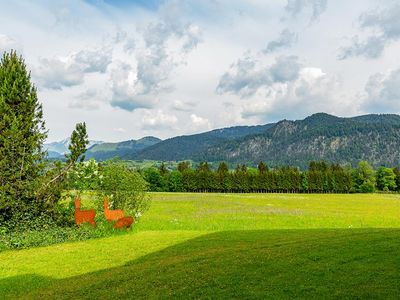 Blick auf die umliegenden Berge