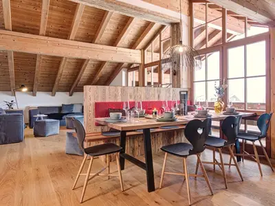 activechalets six.nine.eight alpstyle xxl Eßbereich