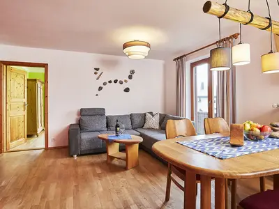 Großer Wohn- und Essbereich