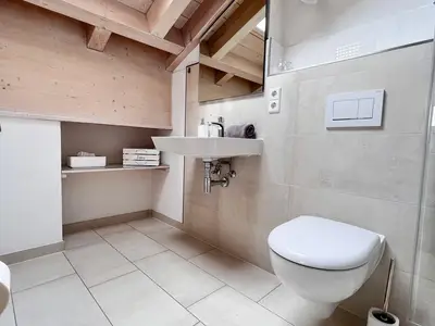 Kaiserblick-Bad NEU renoviert Mai 2023