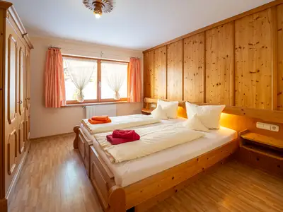 Großes Schlafzimmer 11