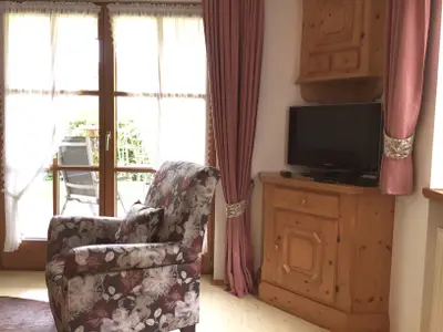 Wohnbereich Fewo Alpenrose