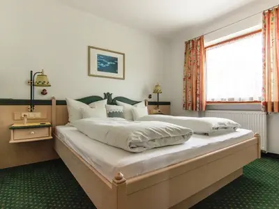 die komfortable Zwei-Raum-Wohnung