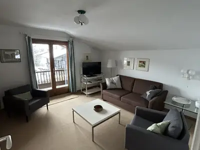 Wohzimmer mit Südbalkon