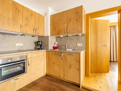 Kaiserblick - moderne Küchenzeile mit sehr guter Ausstattung