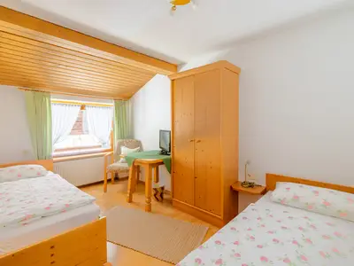 Kurpark - Kinderzimmer, erreichbar über das Elternschlafzimmer