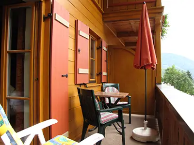 Balkon  Südseite  5mtr lang  140 breit