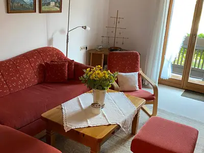 Wohnzimmer Richtung Balkon