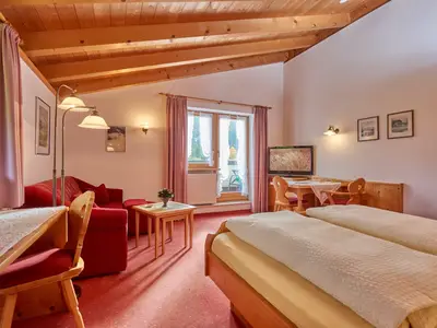 Ferienwohnung für 3 Personen (33 m²) in Reit im Winkl 2/5