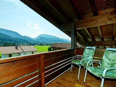Balkon mit Bergblick Fewo Kaiserblick