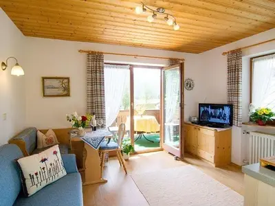 Ferienwohnung für 2 Personen (35 m²) in Reit im Winkl 2/10