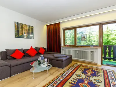 Wohnbereich mit privatem Balkon